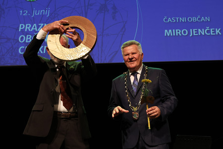 SLAVNOSTNA SEJA OBČINSKEGA SVETA S PODELITVIJO OBČINSKIH PRIZNANJ 57 FOTO LJUBO VUKELIČ